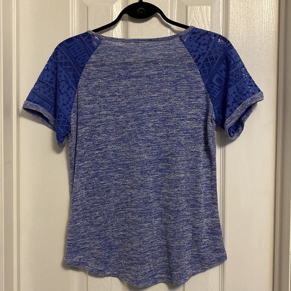 BOGO FREE Short Sleeve Summer Top - Picture 3 of 3